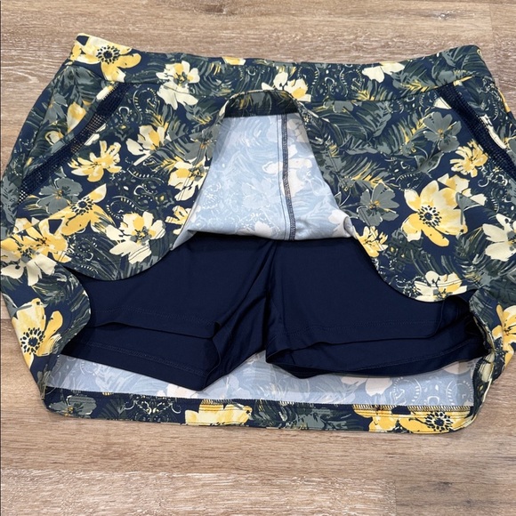 Sunday Navy Floral Mini Skirt - Picture 5 of 9